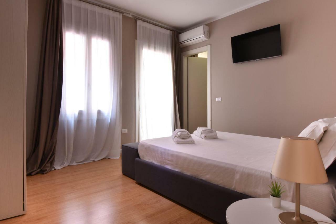 Welc-Om Casa Anna Apartment ปาโดวา ภายนอก รูปภาพ